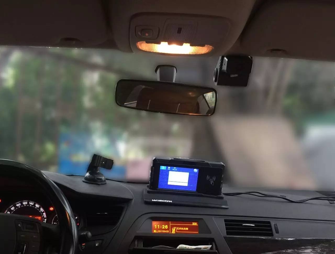 �W�s܇���b